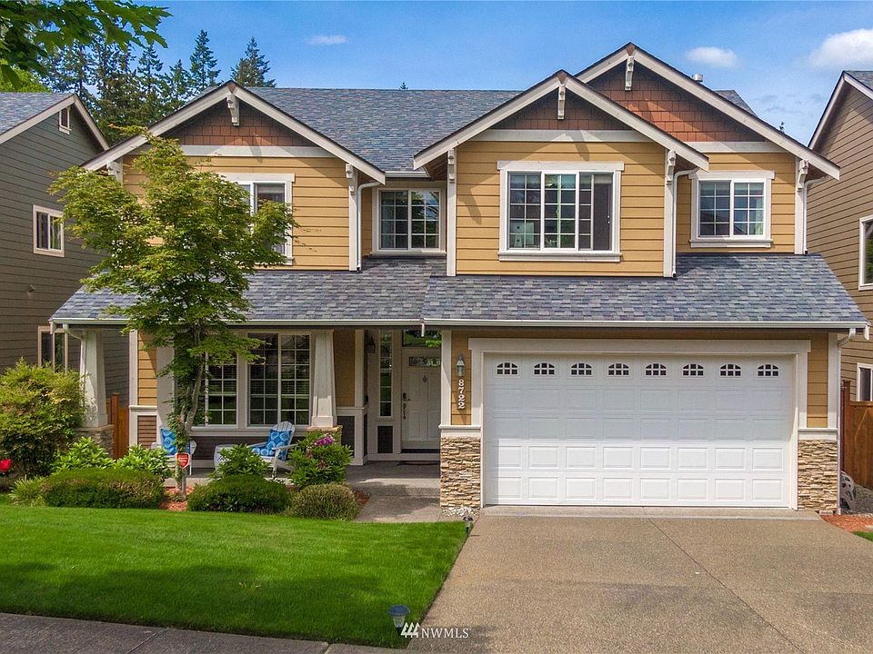 Welcoming and meticulously maintained home