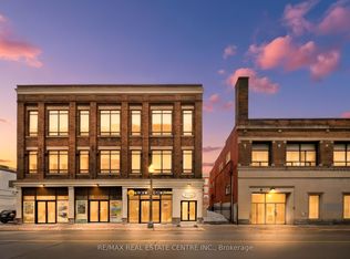 11 Queen St #205, Brantford, ON N3T3B1