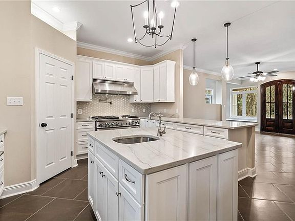 4th image of 22009 Spring Clover Ln