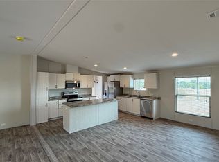 156 Tilley Ln, Decatur, TX 76234