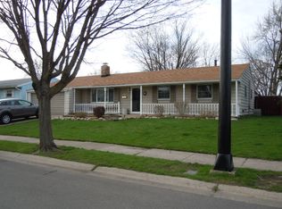 810 W 11th St, Mishawaka, IN 46544