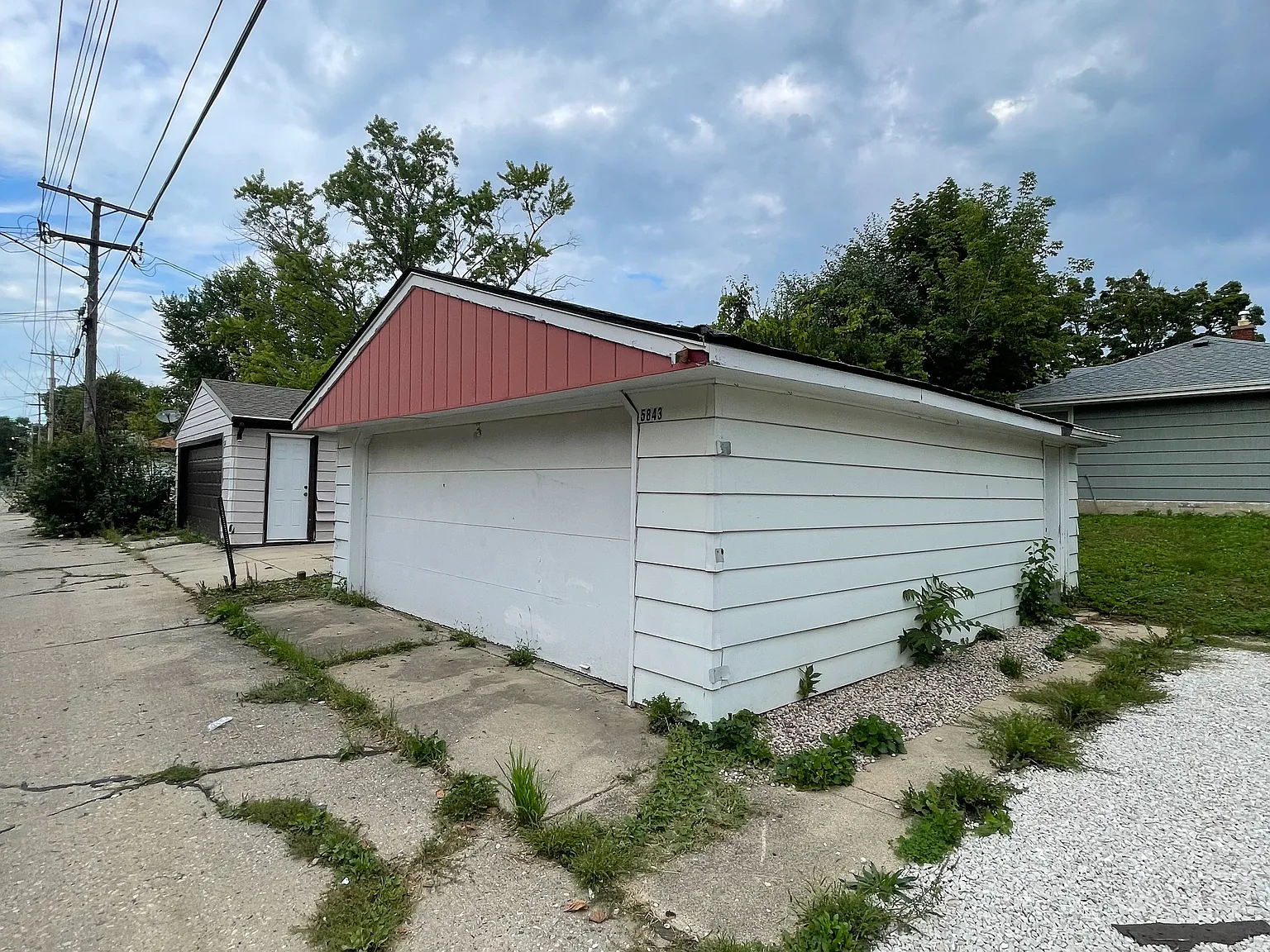 4 bed, 936 sqft, $1,800 — Photo 4