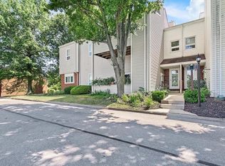 2310 Kenzie Dr, Pittsburgh, PA 15205