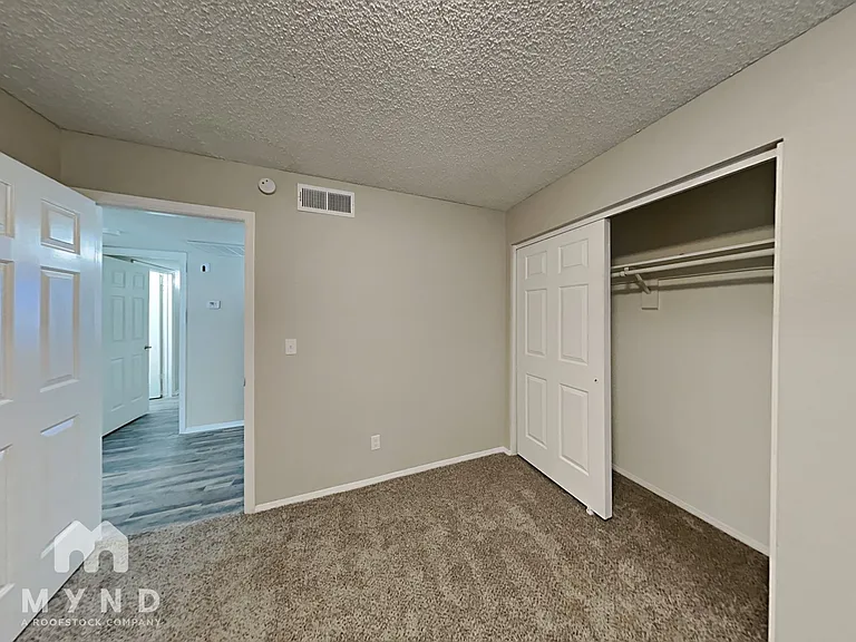 1908 N Jay St — Photo 14
