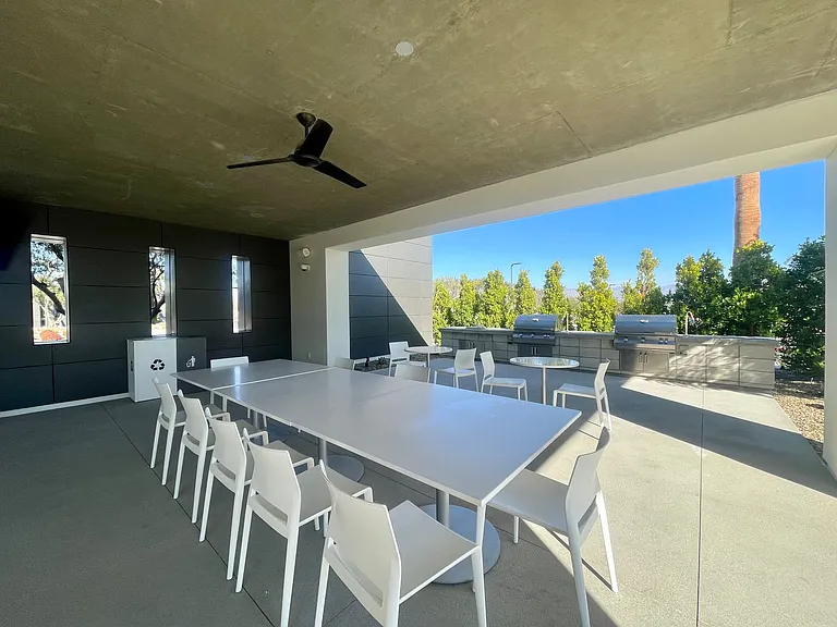 3609 Ambassador Dr — Photo 35