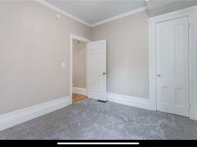 31 Woodlawn St, Rochester, NY