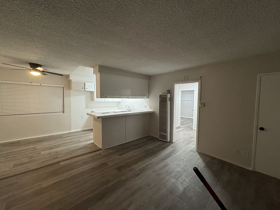 Living Room/Dining area