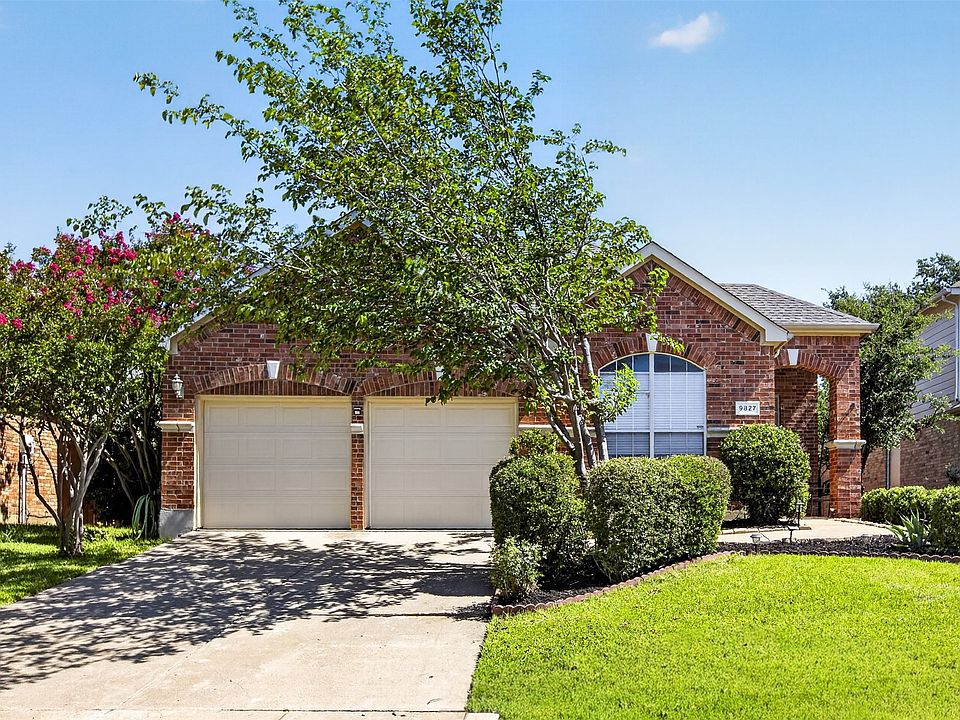 1st image of 9827 Cliffside Dr