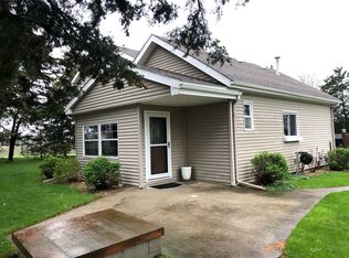 6362 W Eagle Lake Rd, Peotone, IL 60468