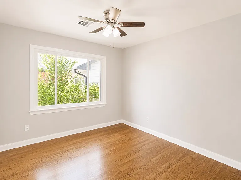 4713 N Harvey Pkwy — Photo 9