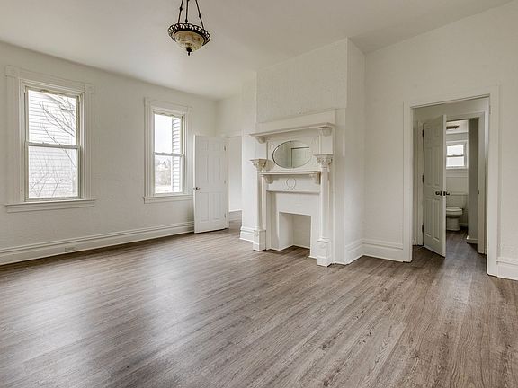 4th image of 440 Hays Ave #2