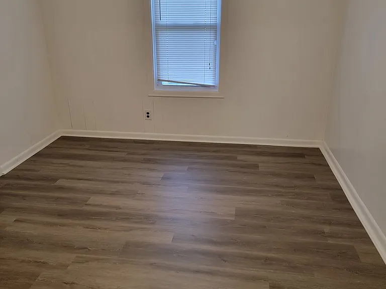 3933 Midway Rd #4D — Photo 4