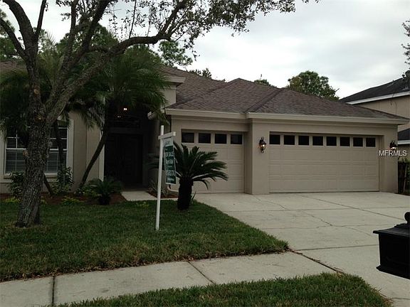3rd image of 10421 Greenhedges Dr