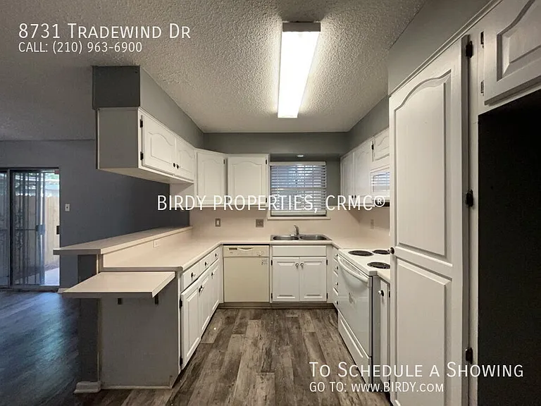 8731 Tradewind Dr — Photo 16