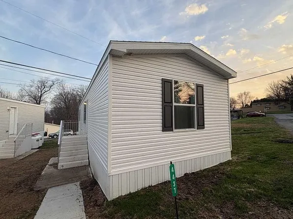 4437 Sybil Dr, Orefield, PA 18069