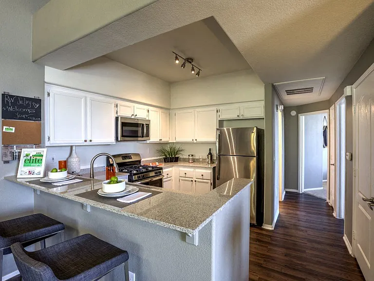 Milan Apartment Townhomes — Photo 28