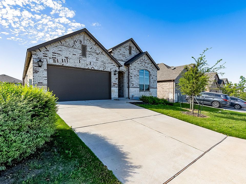 1st image of 5853 Bianca Dr