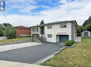 29 Manadon Dr, Toronto, ON M2M1W8