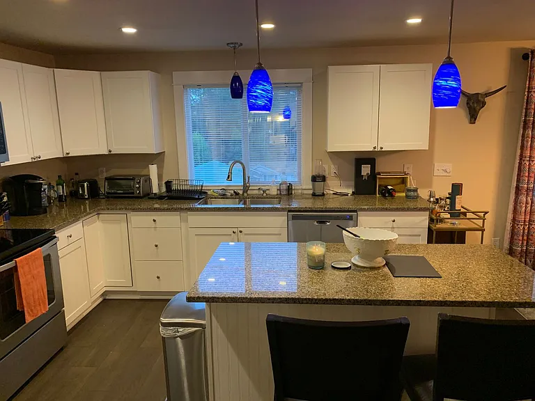 1706 Bertha Ave NW — Photo 6