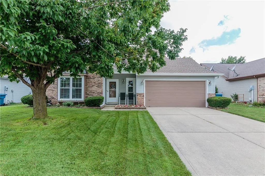 5540 Foxtail Ct photo 1