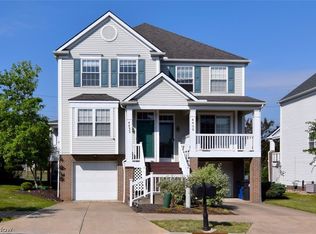 4432 Sexton Rd, Cleveland, OH 44105