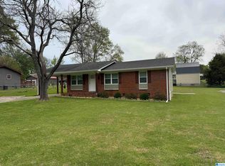 205 Peaceful Valley Rd, Eastaboga, AL 36260