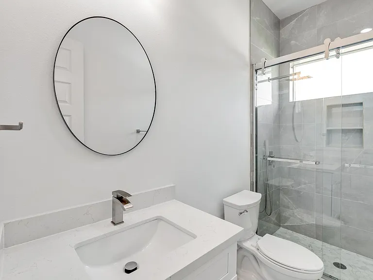114 Bentwood Dr — Photo 22
