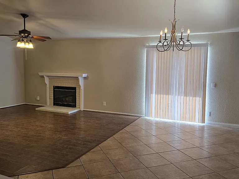 13715 El Rio Ln — Photo 3