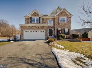 42 Misty Hill Dr, Delta, PA 17314