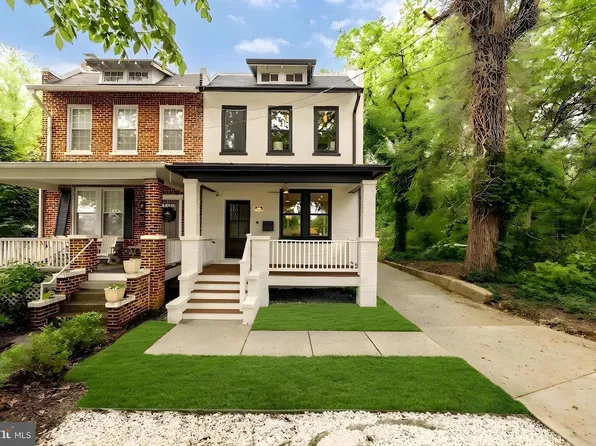 1430 Brentwood Rd NE, Washington, DC 20018