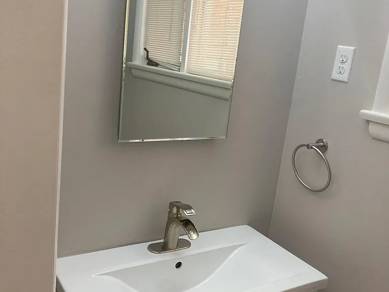 1824 Cheshire Dr — Photo 12