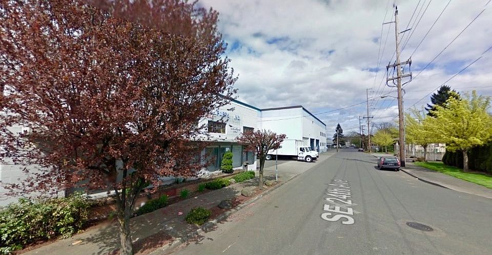 2nd image of 4455 SE 24th Ave