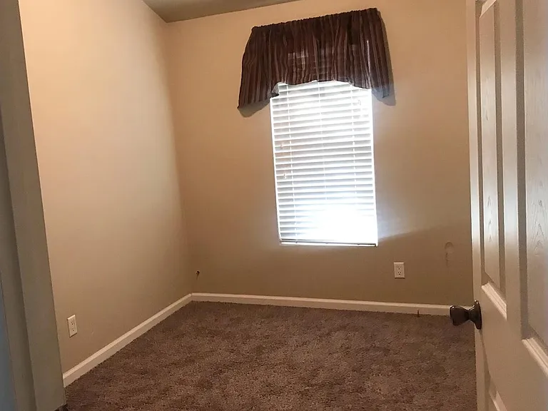 7100 Airline Rd #454 — Photo 11