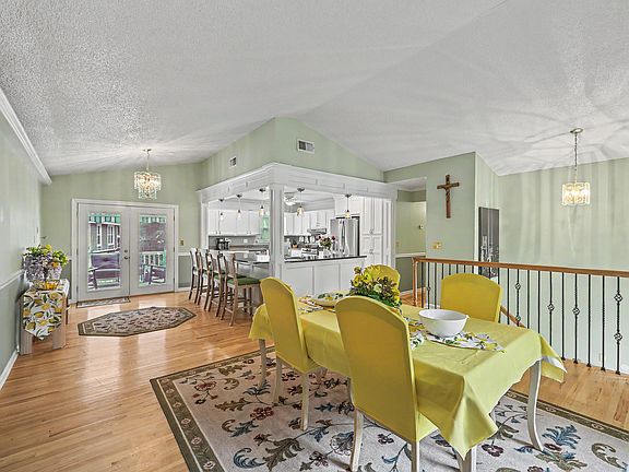 4th image of 1773 Banbury Rd