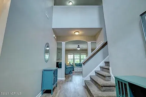 4 bed, 3373 sqft, $3,000 — Photo 3