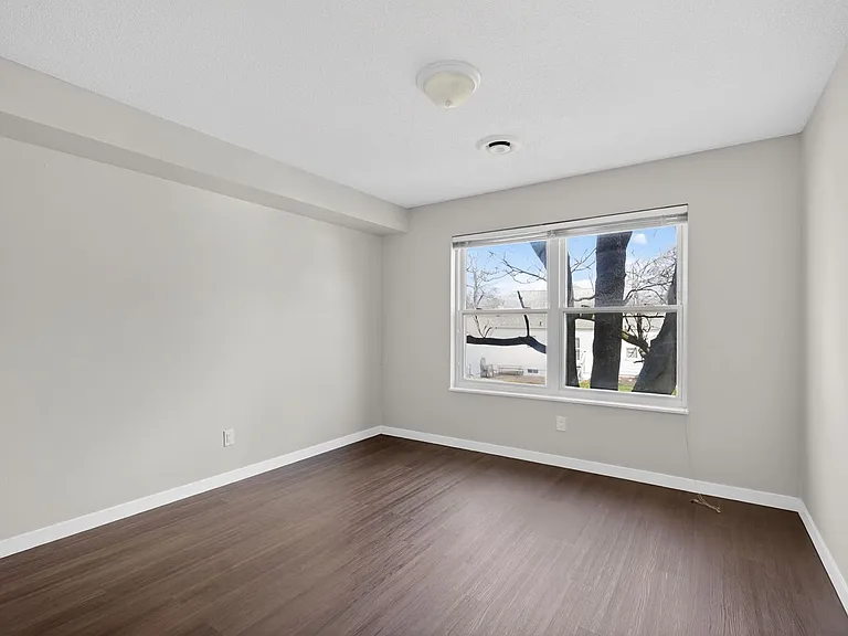 5616 Hickman Rd #3 — Photo 22