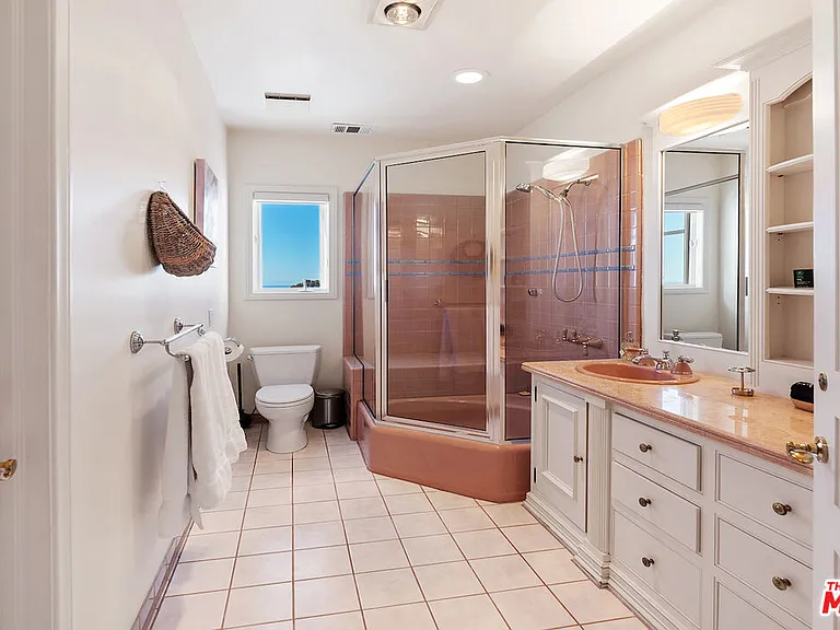 7350 Brodiaea Way — Photo 49