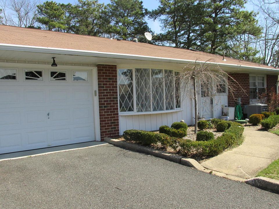 1st image of 961A Argyll Cir