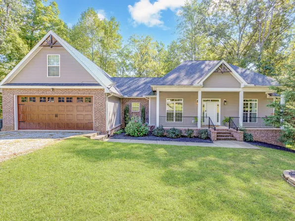 528 Aubrey Ln, Burns, TN 37029