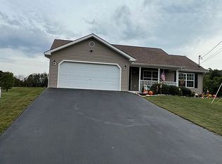 438 Alfalfa Ln, Jonesborough, TN 37659