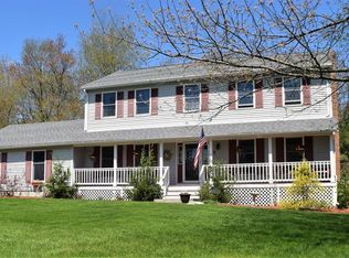 7 Merriam Rd, Charlton, MA 01507