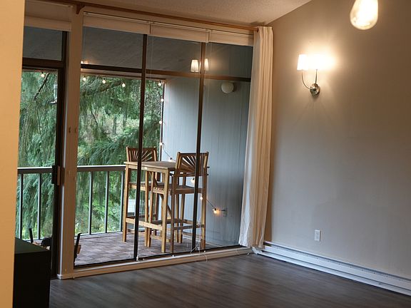 4th image of 6268 137th Pl NE APT 249