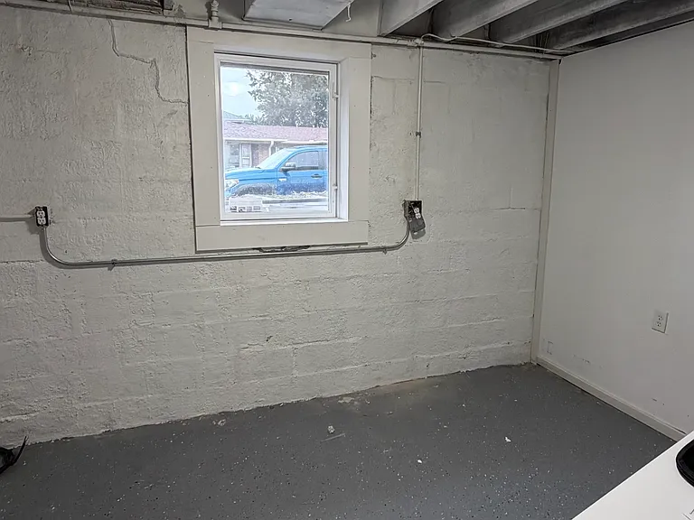 2035 Marquette St — Photo 5