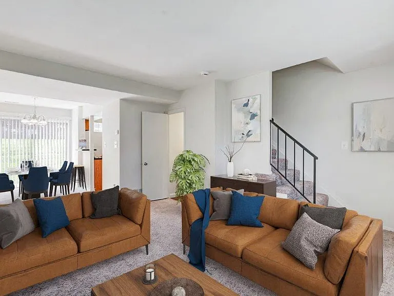 Arbors at Edenbridge Apartments and Townhomes — Photo 6