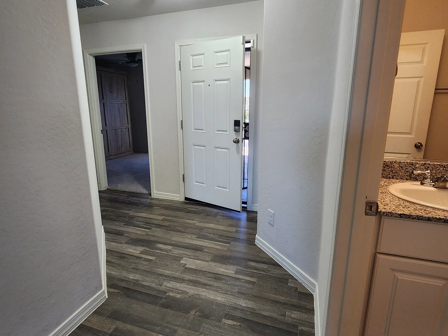 70 West Cottonwood Lane - 1 — Photo 4