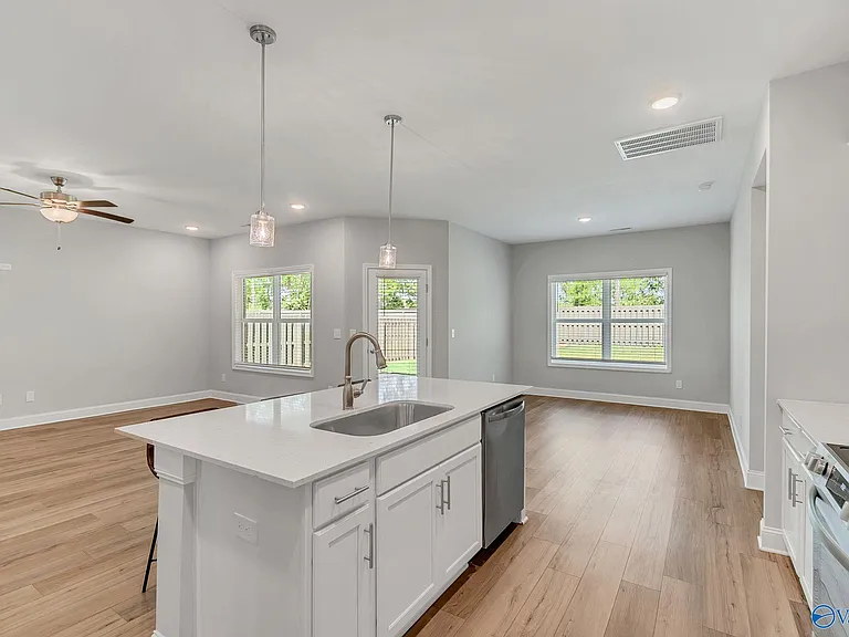147 Ivy Vine Dr — Photo 29