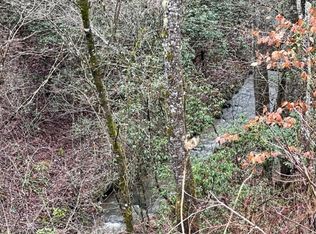 Hampton Ave, Murphy, NC 28906