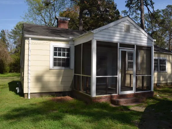 2239 N Main St, Tarboro, NC 27886