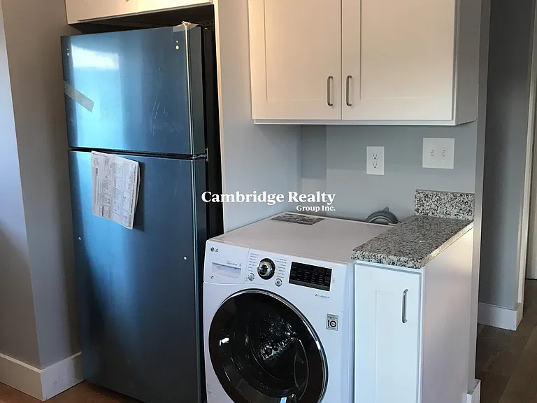 287 Beacon St #2T — Photo 3