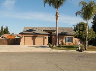 2600 W Oakridge Ave, Visalia, CA 93291